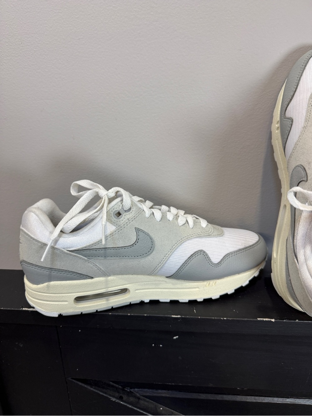 Nike Women’s White and Gray Low-Top Sneakers